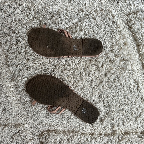 TKEES Leah Buff Sandals Women's Footwear tan cream beige Sandals toe strap 38 7 - Picture 5 of 6